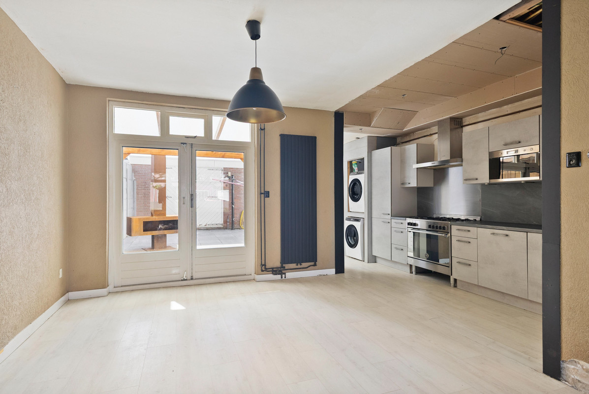 Tussenwoning te koop: Spoorgracht 15, Den Helder