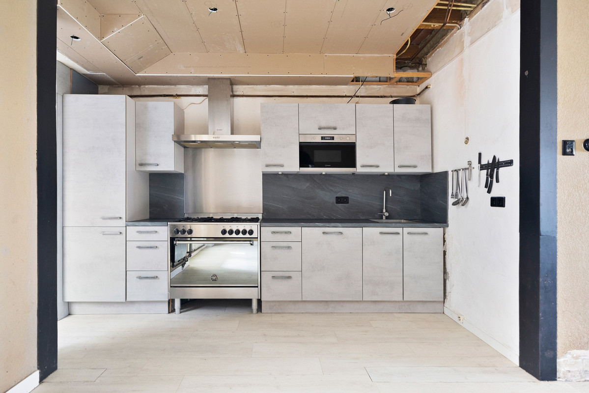 Tussenwoning te koop: Spoorgracht 15, Den Helder