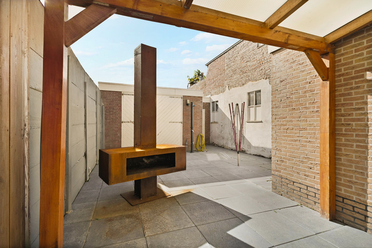 Tussenwoning te koop: Spoorgracht 15, Den Helder
