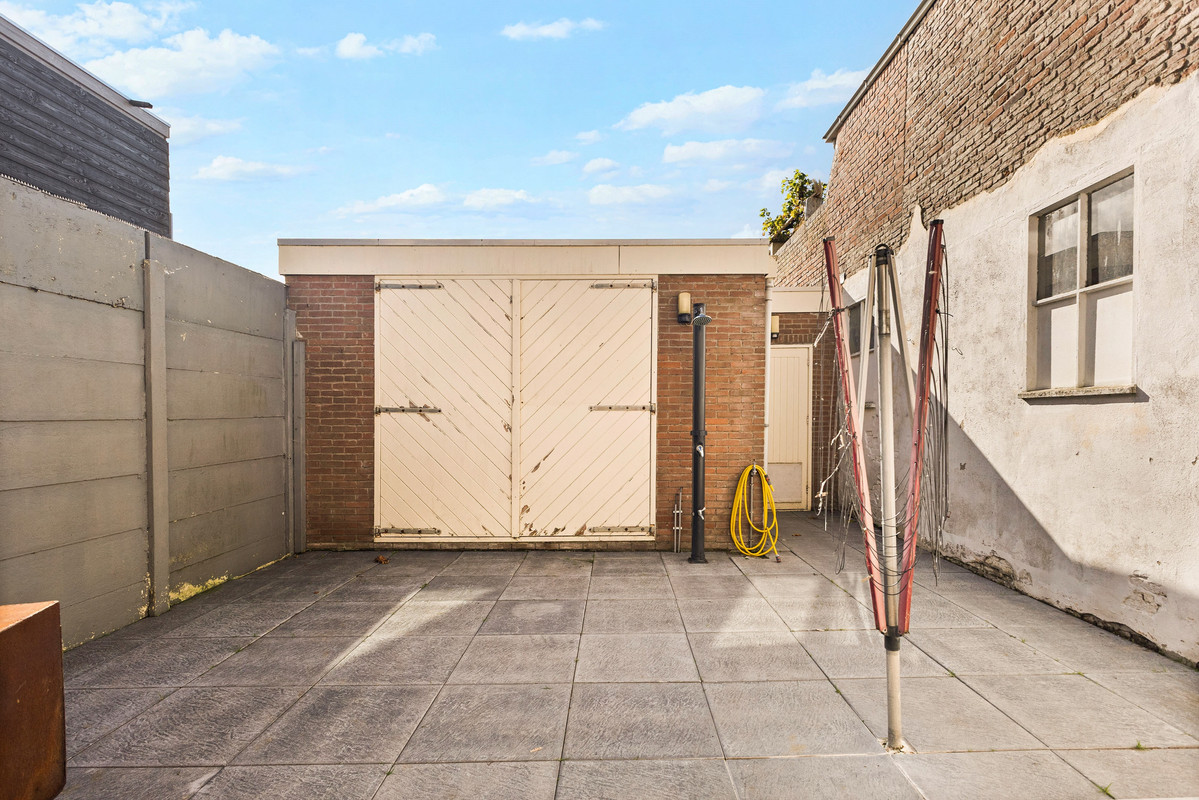 Tussenwoning te koop: Spoorgracht 15, Den Helder