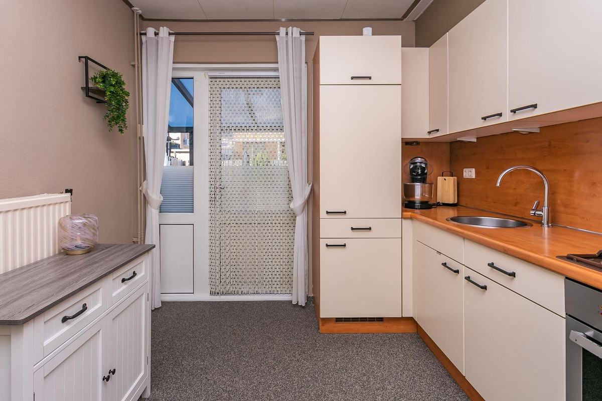Tussenwoning te koop: Schoutstraat 8, Brunssum