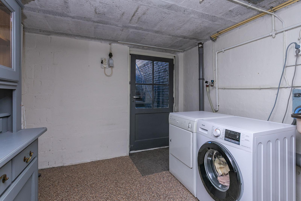 Tussenwoning te koop: Schoutstraat 8, Brunssum