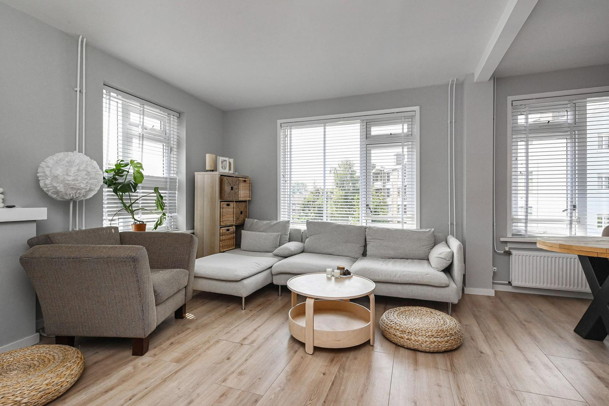 Appartement te koop: Busken Huetlaan 78, Voorburg