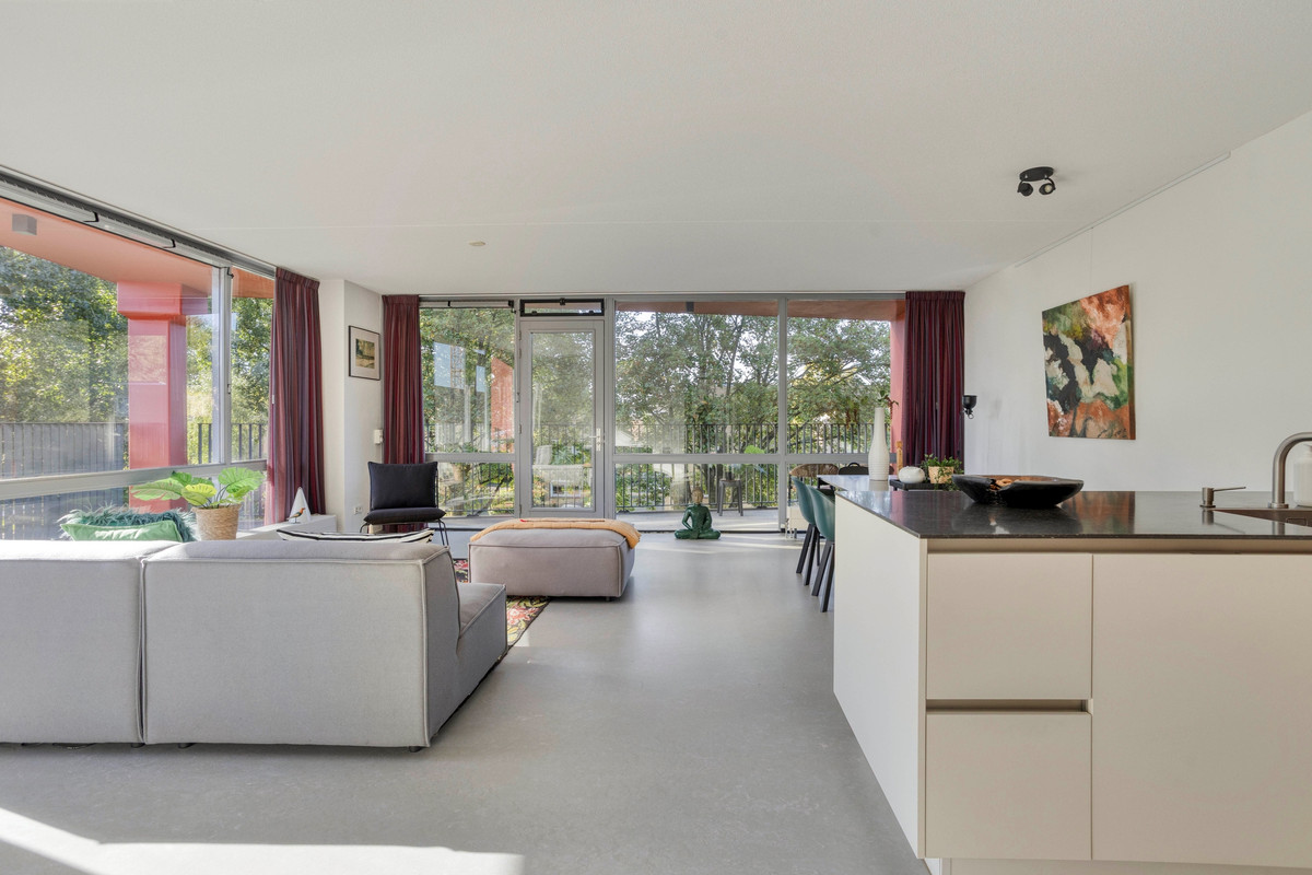 Appartement te koop: Korreweg 211-8, Groningen