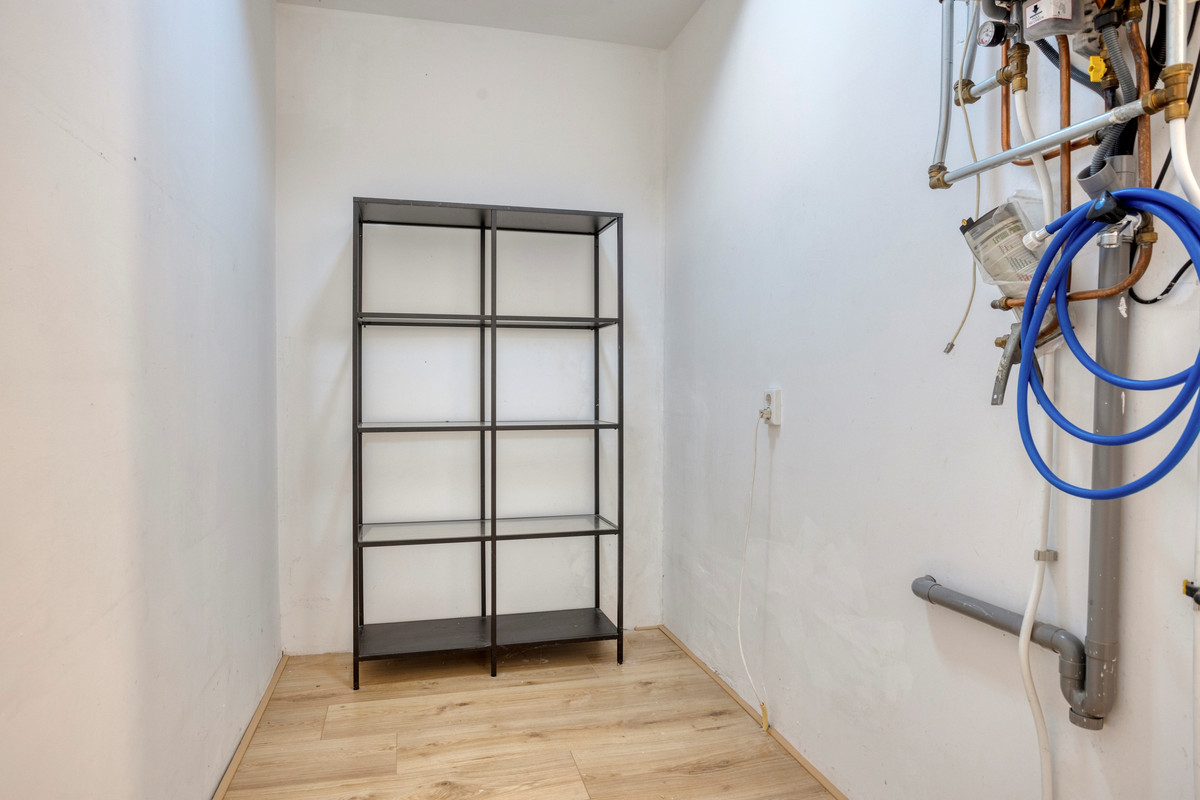 Tussenwoning te koop: Voorstraat 250, Dordrecht