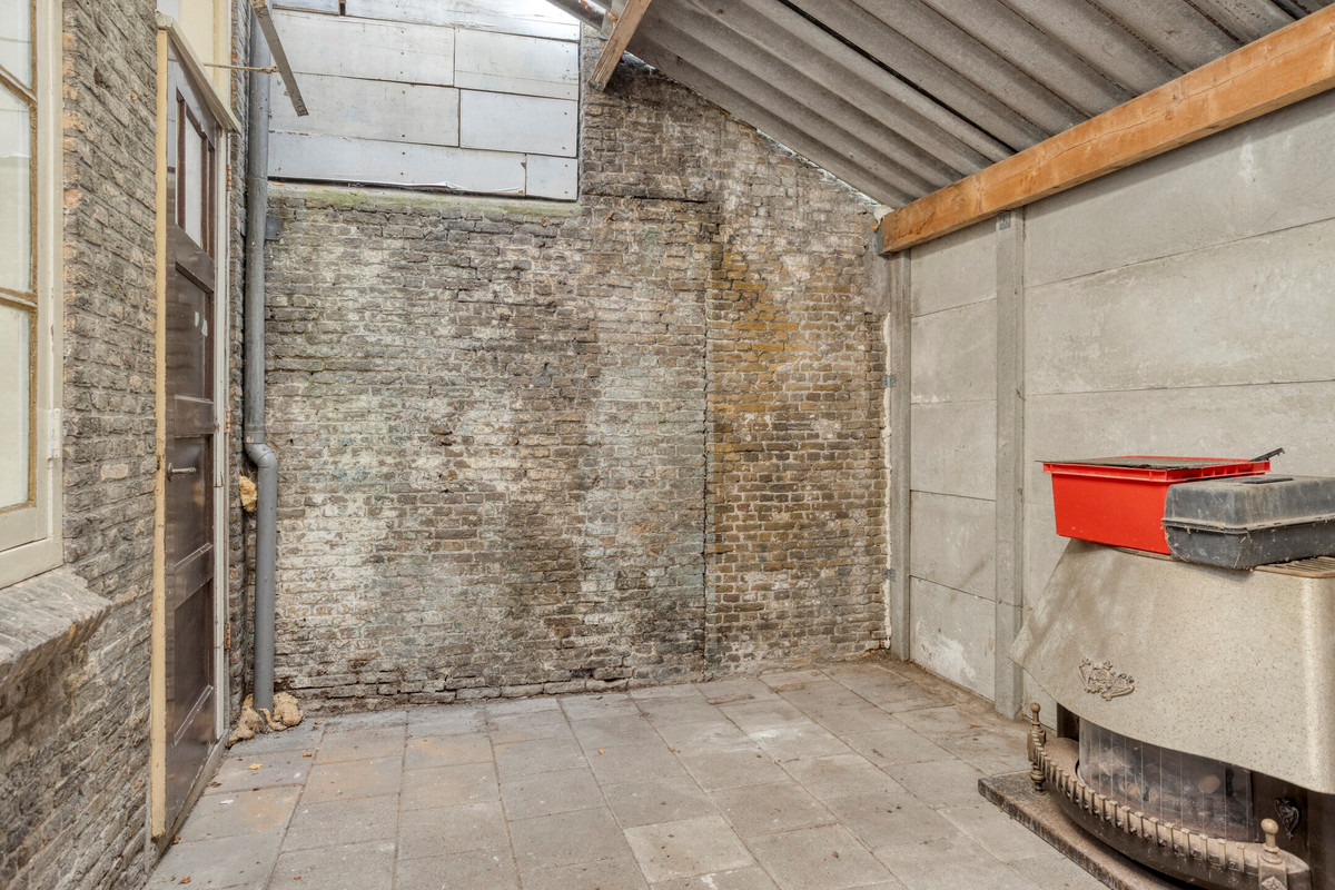 Tussenwoning te koop: Voorstraat 250, Dordrecht