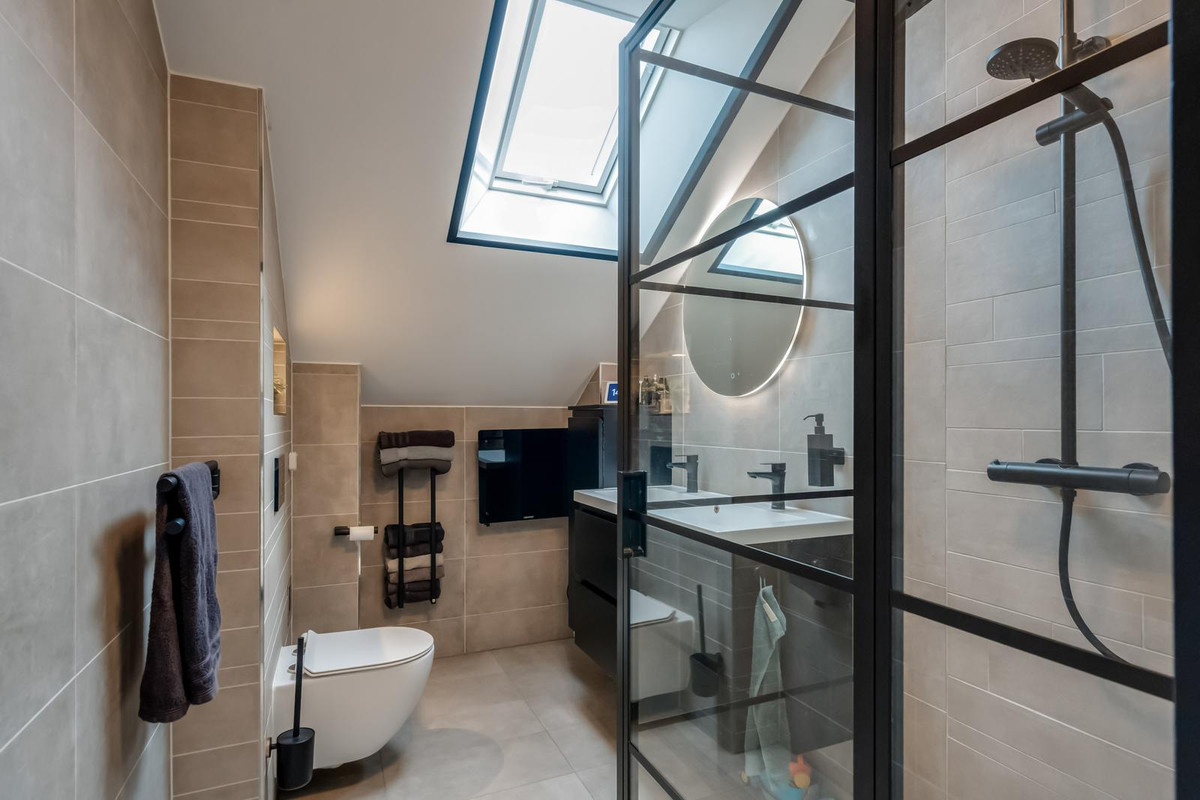 Vrijstaande woning te koop: de Meeuwenstaart 2, Delfzijl