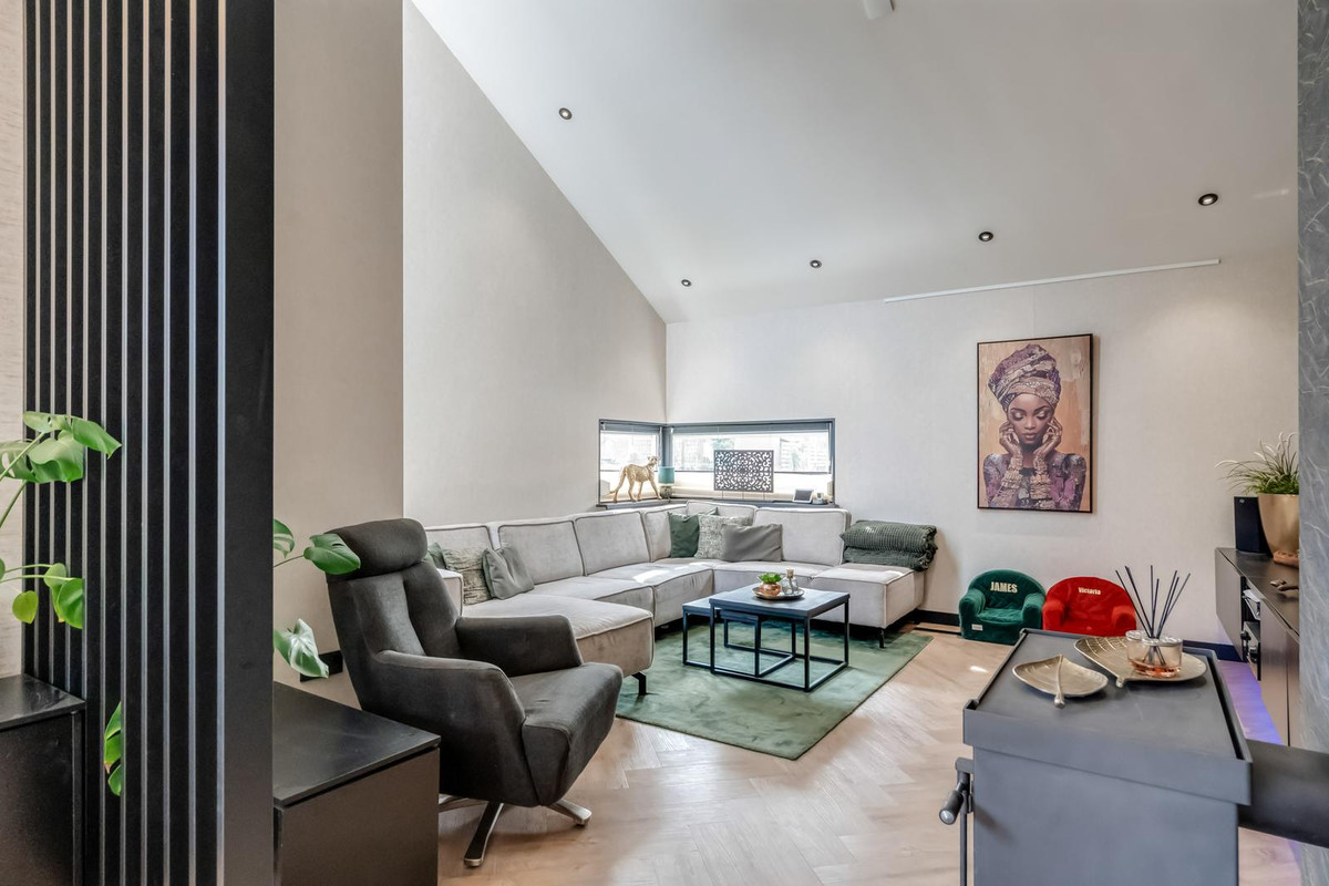Vrijstaande woning te koop: de Meeuwenstaart 2, Delfzijl