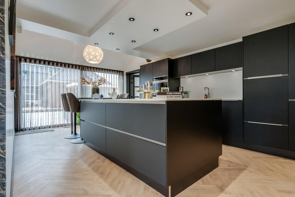 Vrijstaande woning te koop: de Meeuwenstaart 2, Delfzijl