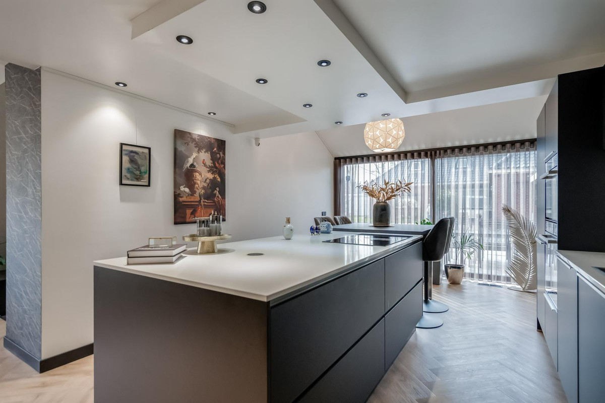 Vrijstaande woning te koop: de Meeuwenstaart 2, Delfzijl