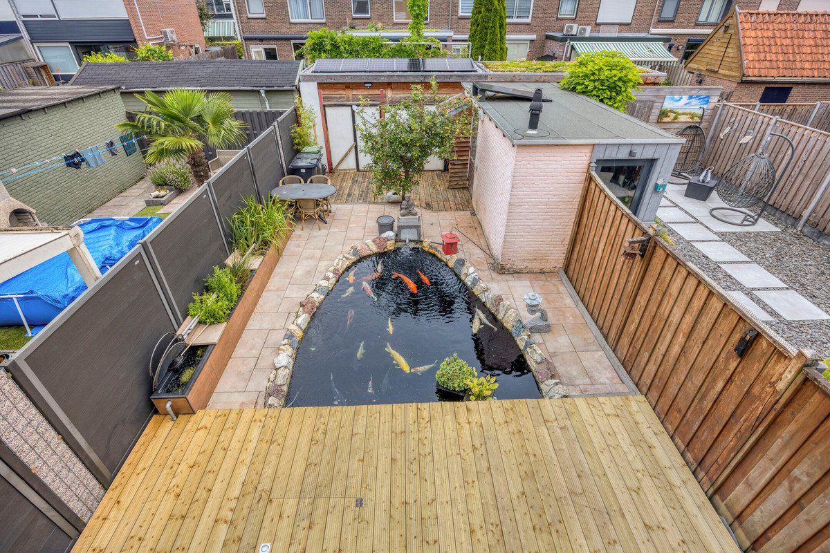 Tussenwoning te koop: Meindert Hobbemastraat 14, Capelle Aan Den Ijssel