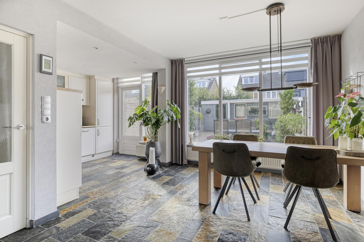 Hoekwoning te koop: Vijverstraat 8, Prinsenbeek