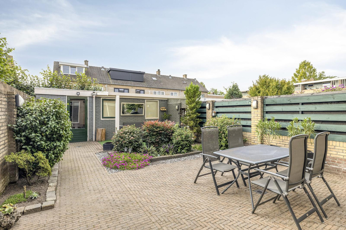 Hoekwoning te koop: Vijverstraat 8, Prinsenbeek