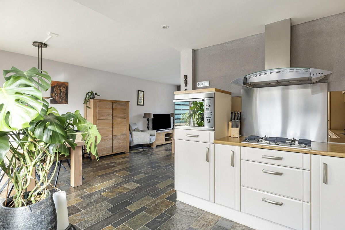 Hoekwoning te koop: Vijverstraat 8, Prinsenbeek