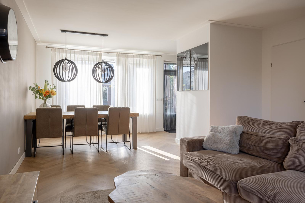 Tussenwoning te koop: Burgemeester Notermansstraat 9, Best