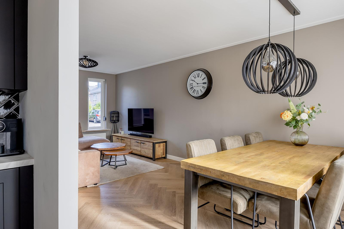 Tussenwoning te koop: Burgemeester Notermansstraat 9, Best