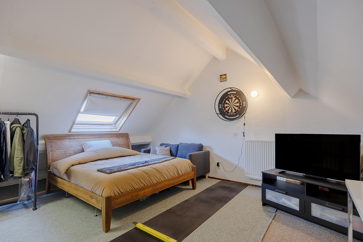 Tussenwoning te koop: Burgemeester Notermansstraat 9, Best