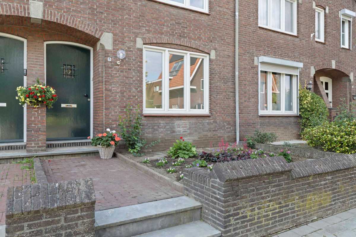 Tussenwoning te koop: Kenzenstraat 15, Steyl