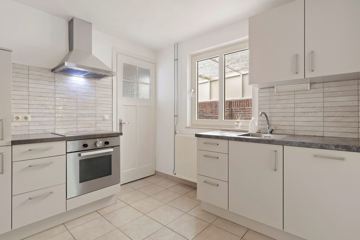 Tussenwoning te koop: Kenzenstraat 15, Steyl