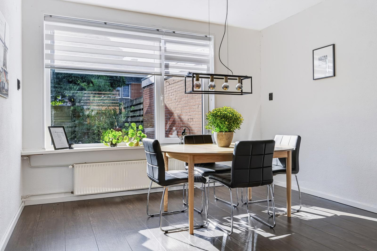 Tussenwoning te koop: Hazepad 16, Nieuw-Amsterdam