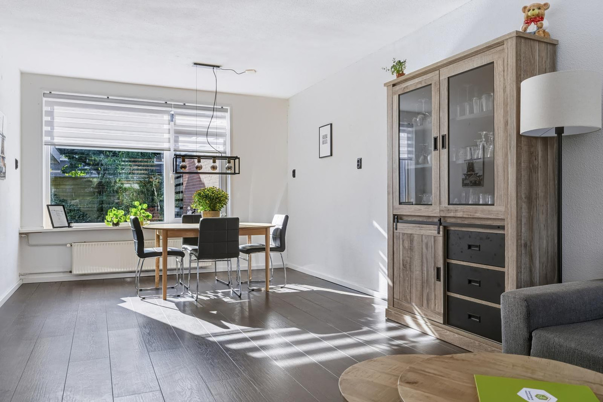 Tussenwoning te koop: Hazepad 16, Nieuw-Amsterdam