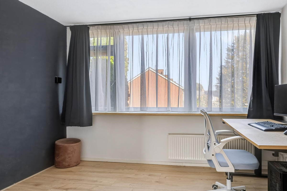 Tussenwoning te koop: Hazepad 16, Nieuw-Amsterdam