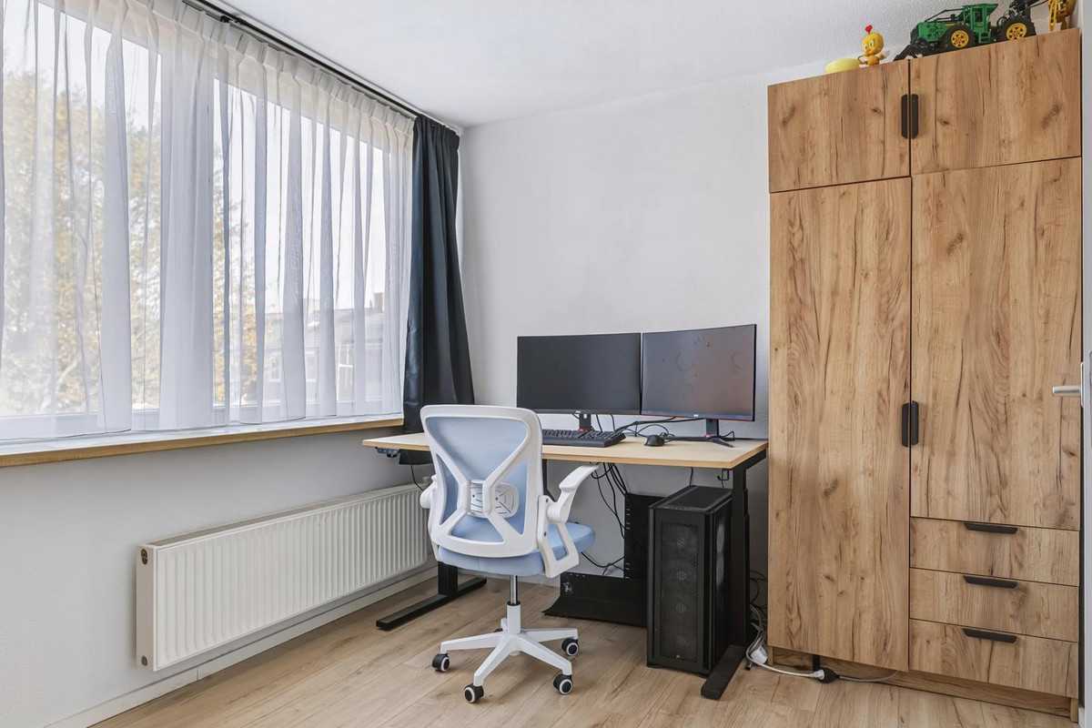 Tussenwoning te koop: Hazepad 16, Nieuw-Amsterdam