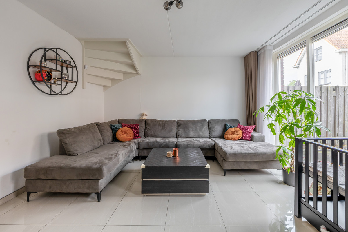 Tussenwoning te koop: Pluto 18, Waddinxveen