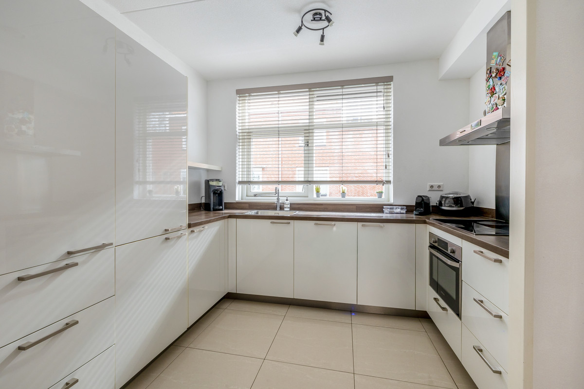 Tussenwoning te koop: Pluto 18, Waddinxveen