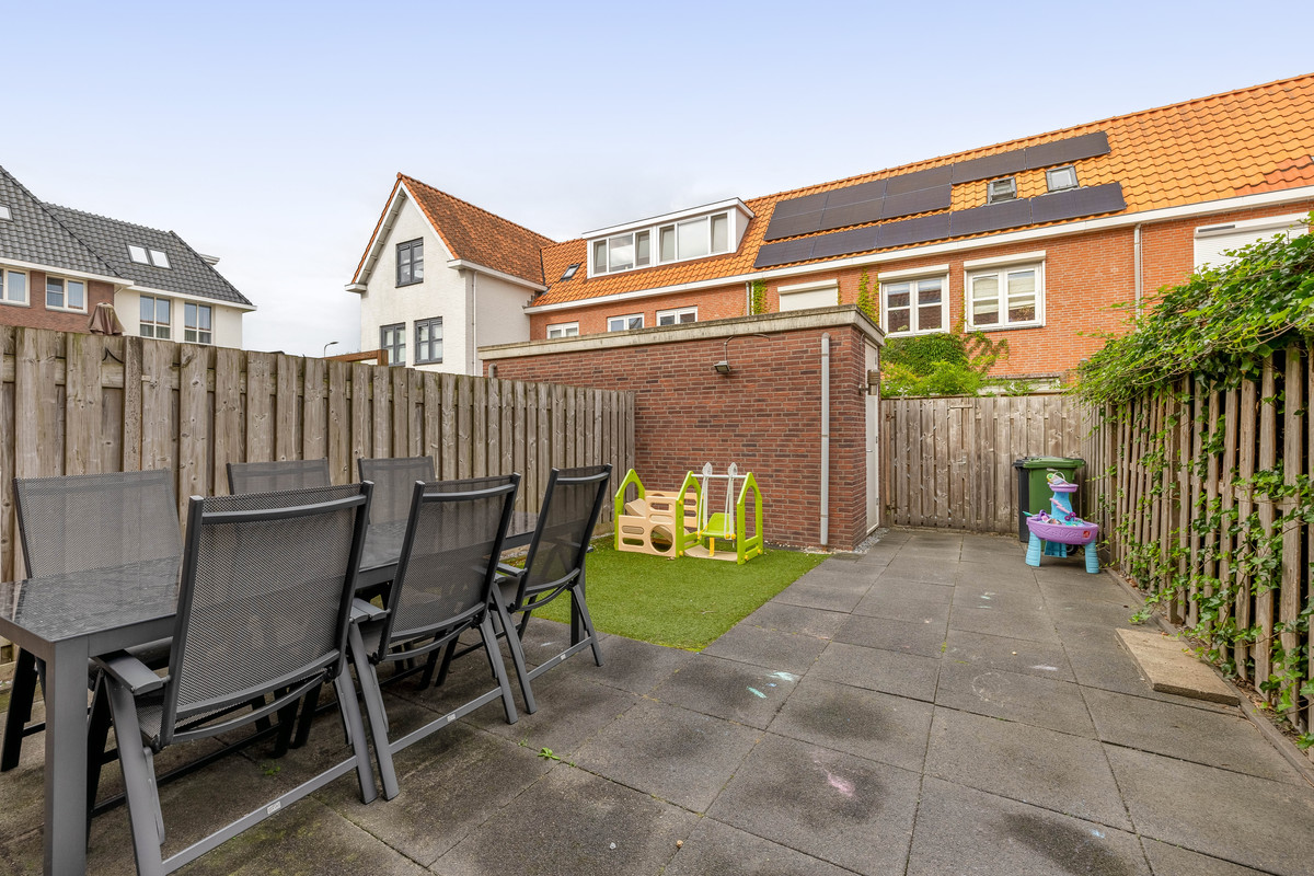 Tussenwoning te koop: Pluto 18, Waddinxveen