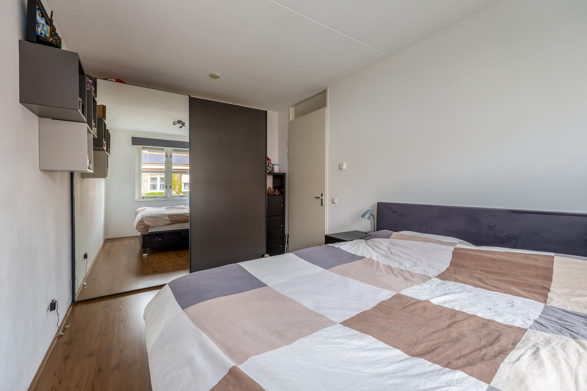 Tussenwoning te koop: Pluto 18, Waddinxveen