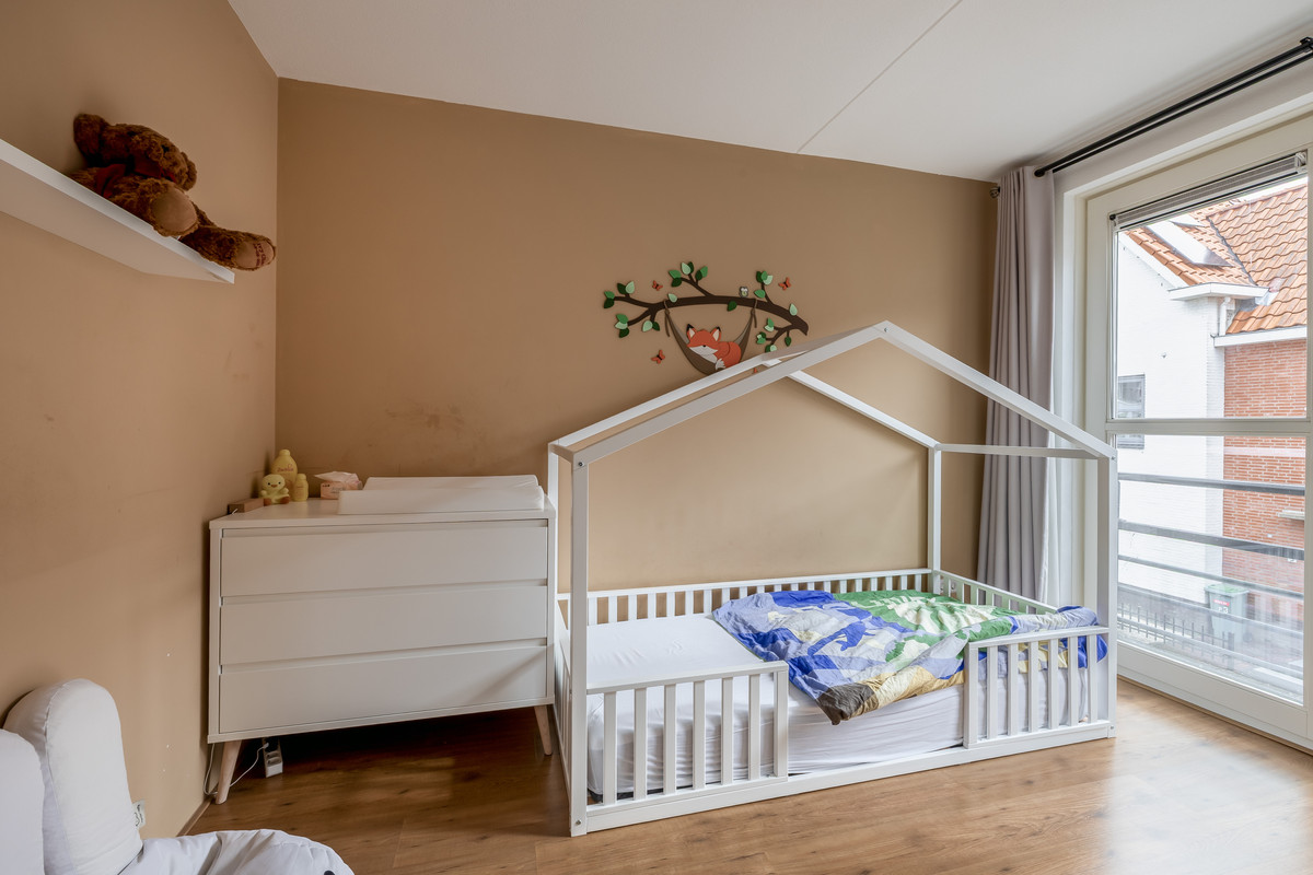 Tussenwoning te koop: Pluto 18, Waddinxveen