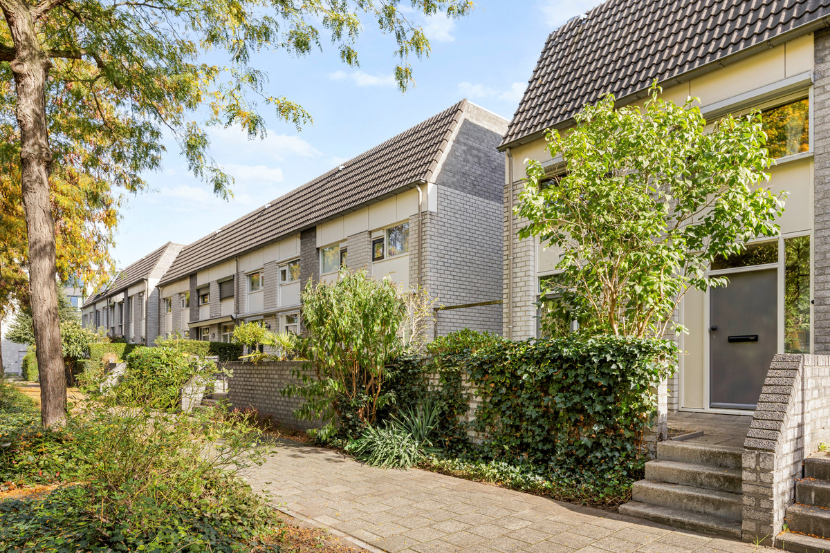 Hoekwoning te koop: Wilhelminastraat 106, Uden
