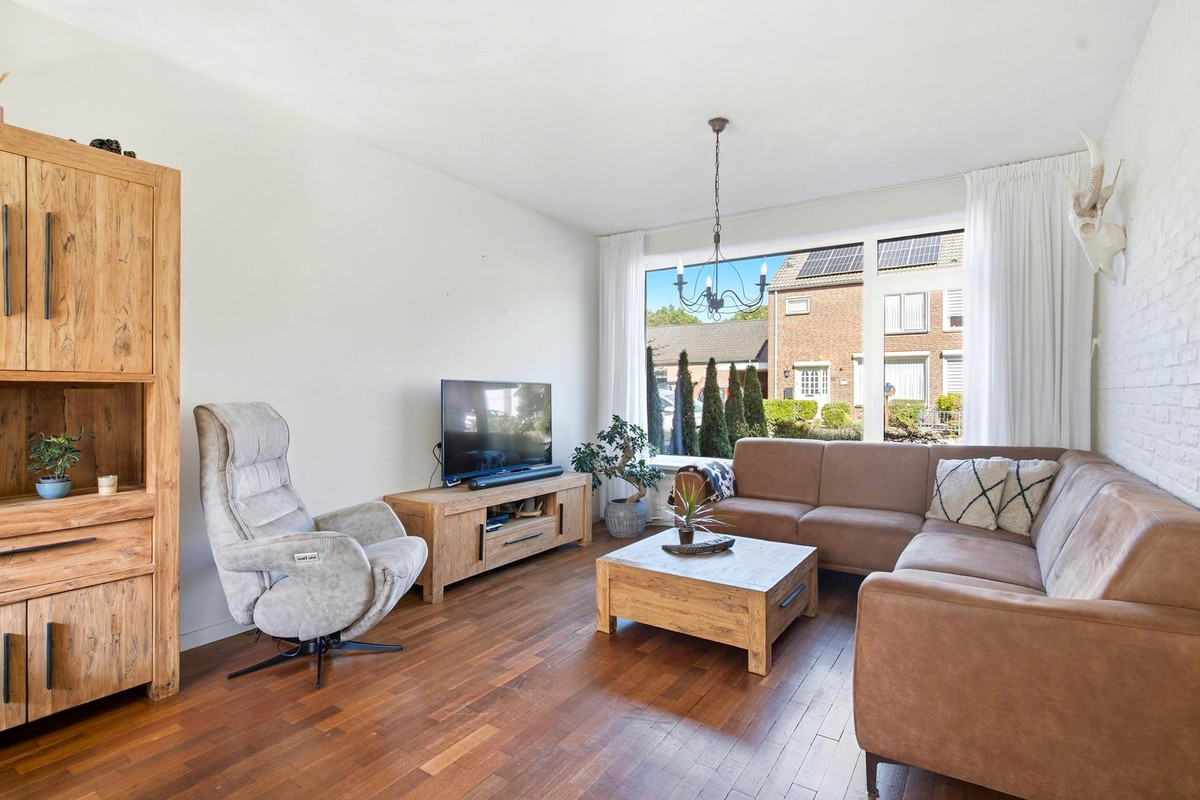 Tussenwoning te koop: Kanariestraat 45, Mill