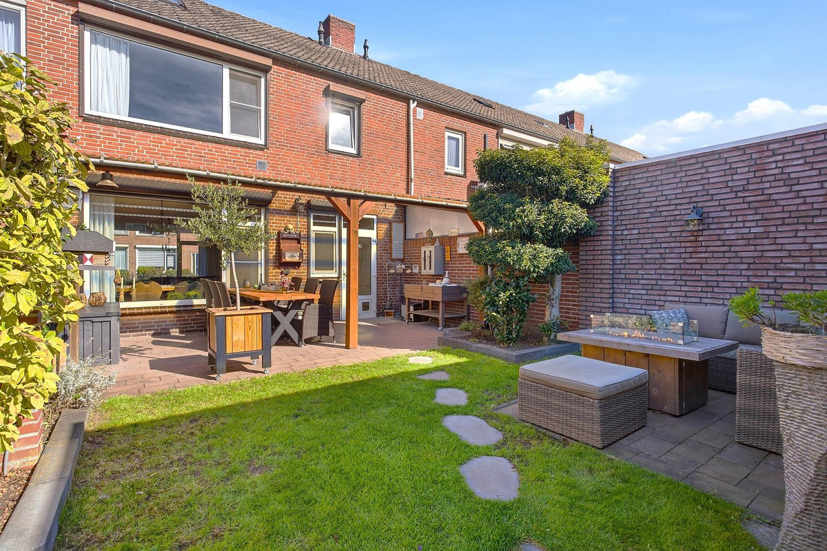 Tussenwoning te koop: Kanariestraat 45, Mill