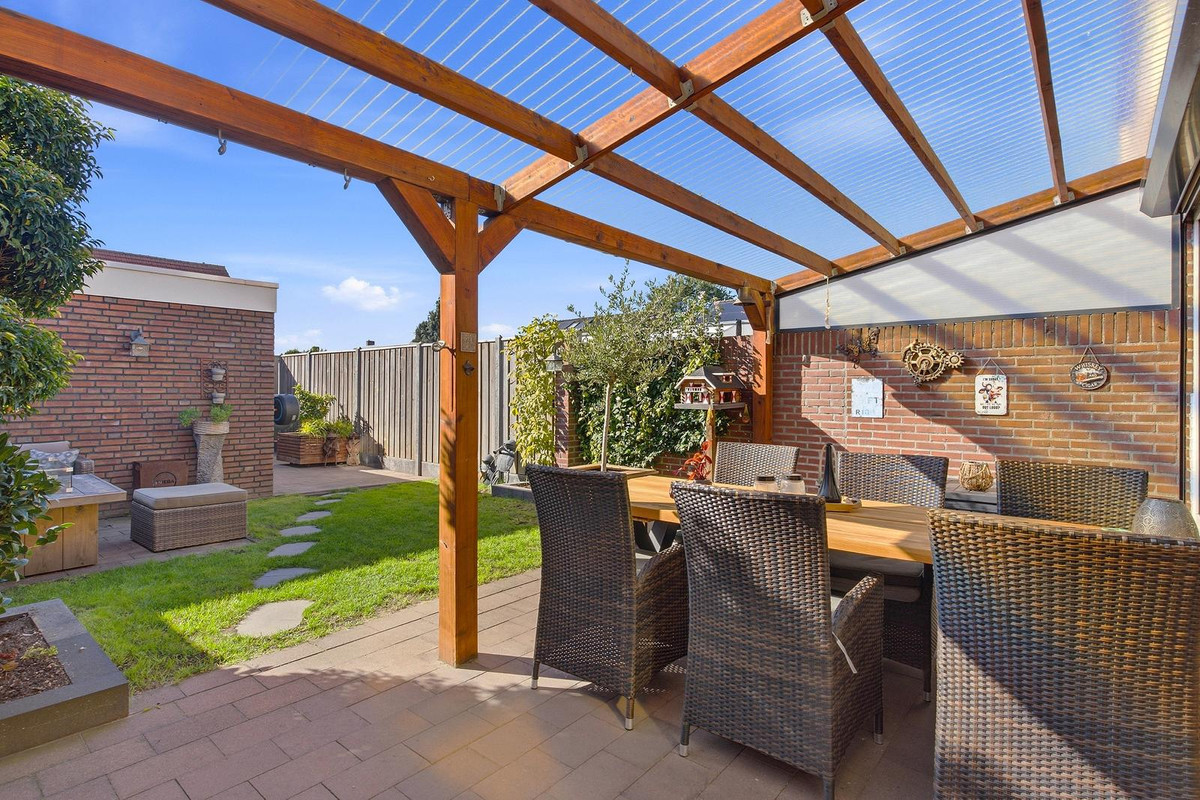 Tussenwoning te koop: Kanariestraat 45, Mill
