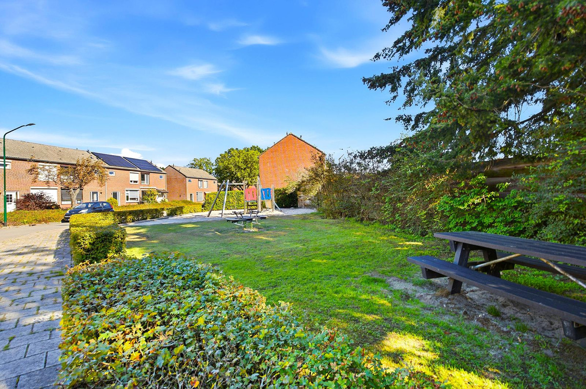 Tussenwoning te koop: Kanariestraat 45, Mill