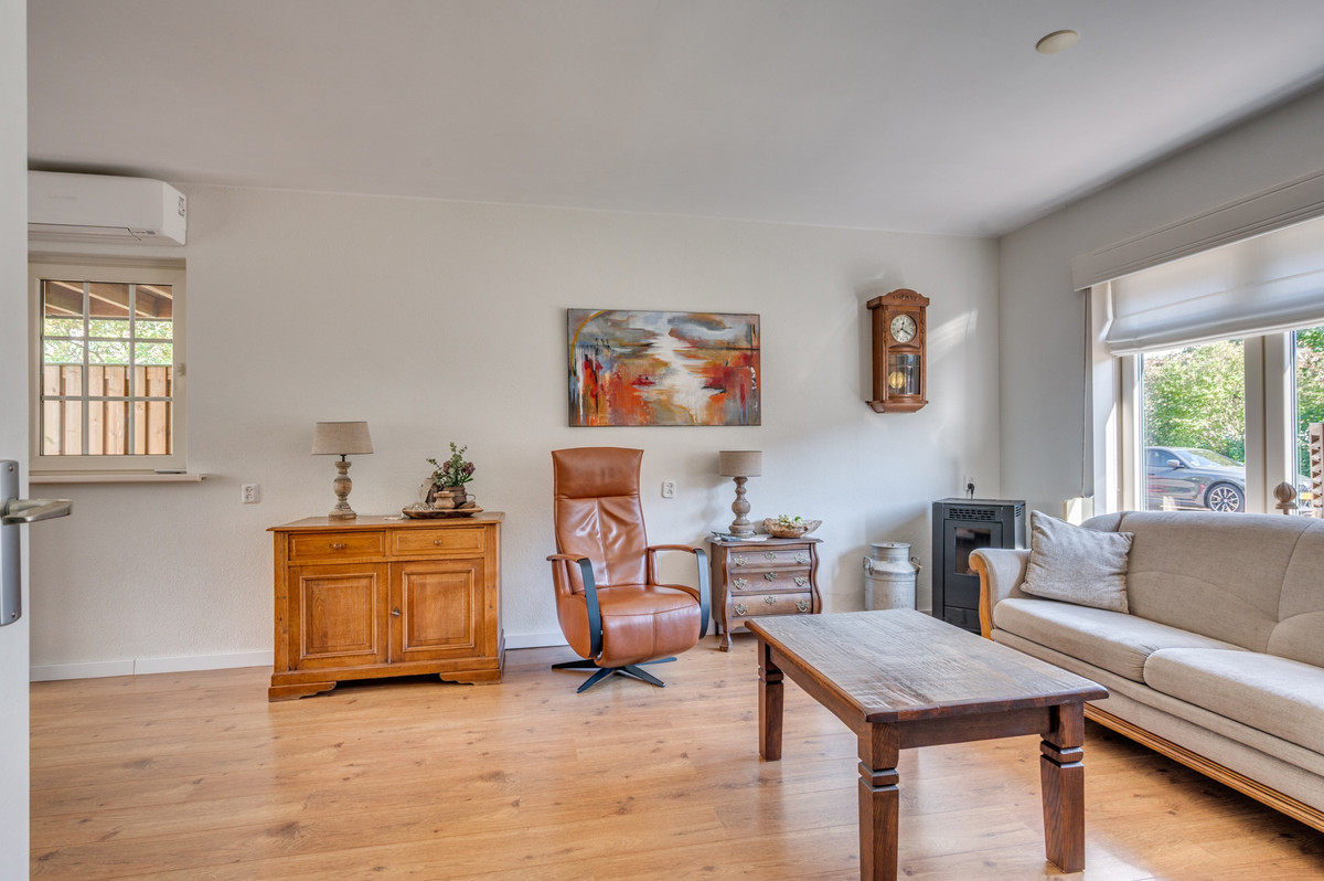Hoekwoning te koop: De Genestetstraat 43, Venlo