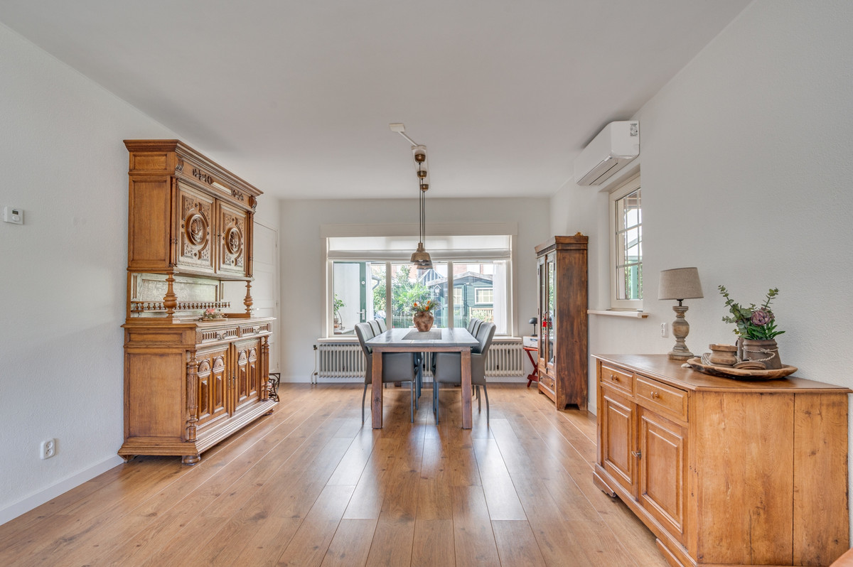 Hoekwoning te koop: De Genestetstraat 43, Venlo