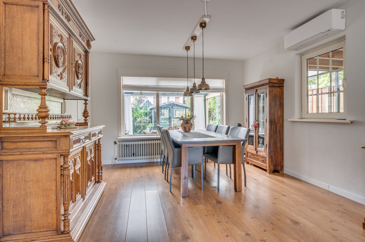 Hoekwoning te koop: De Genestetstraat 43, Venlo