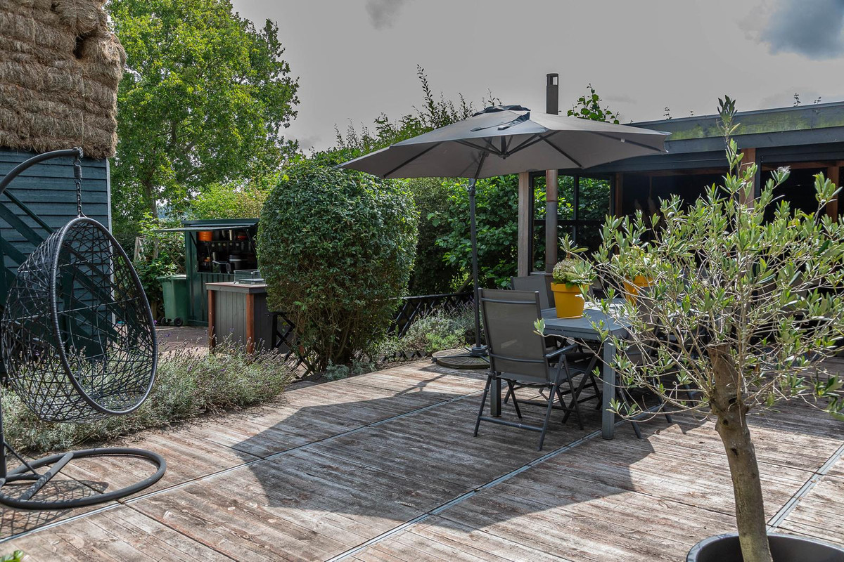 Vrijstaande woning te koop: Broekwegkade 17, Zoetermeer