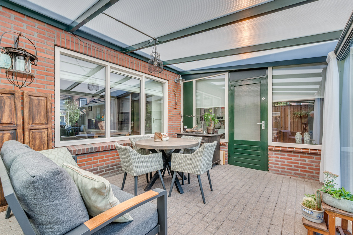Hoekwoning te koop: De Genestetstraat 43, Venlo