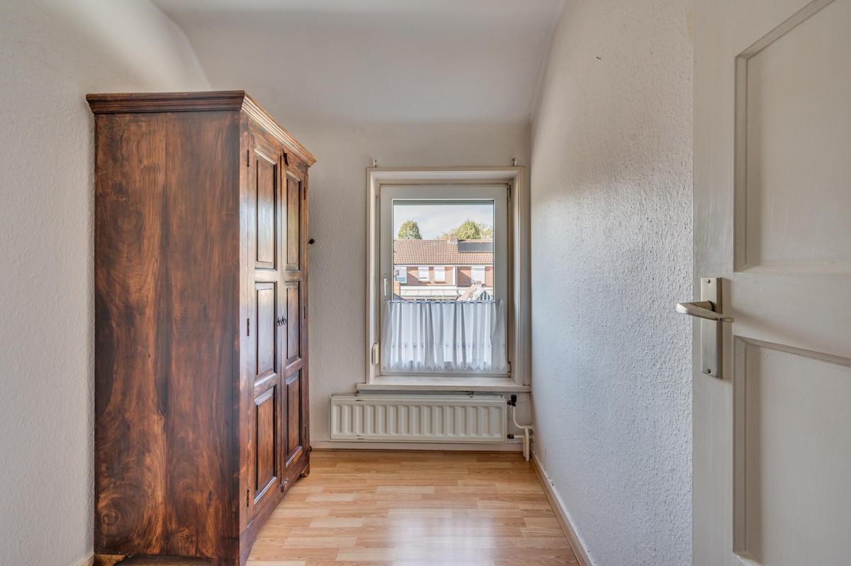 Hoekwoning te koop: De Genestetstraat 43, Venlo