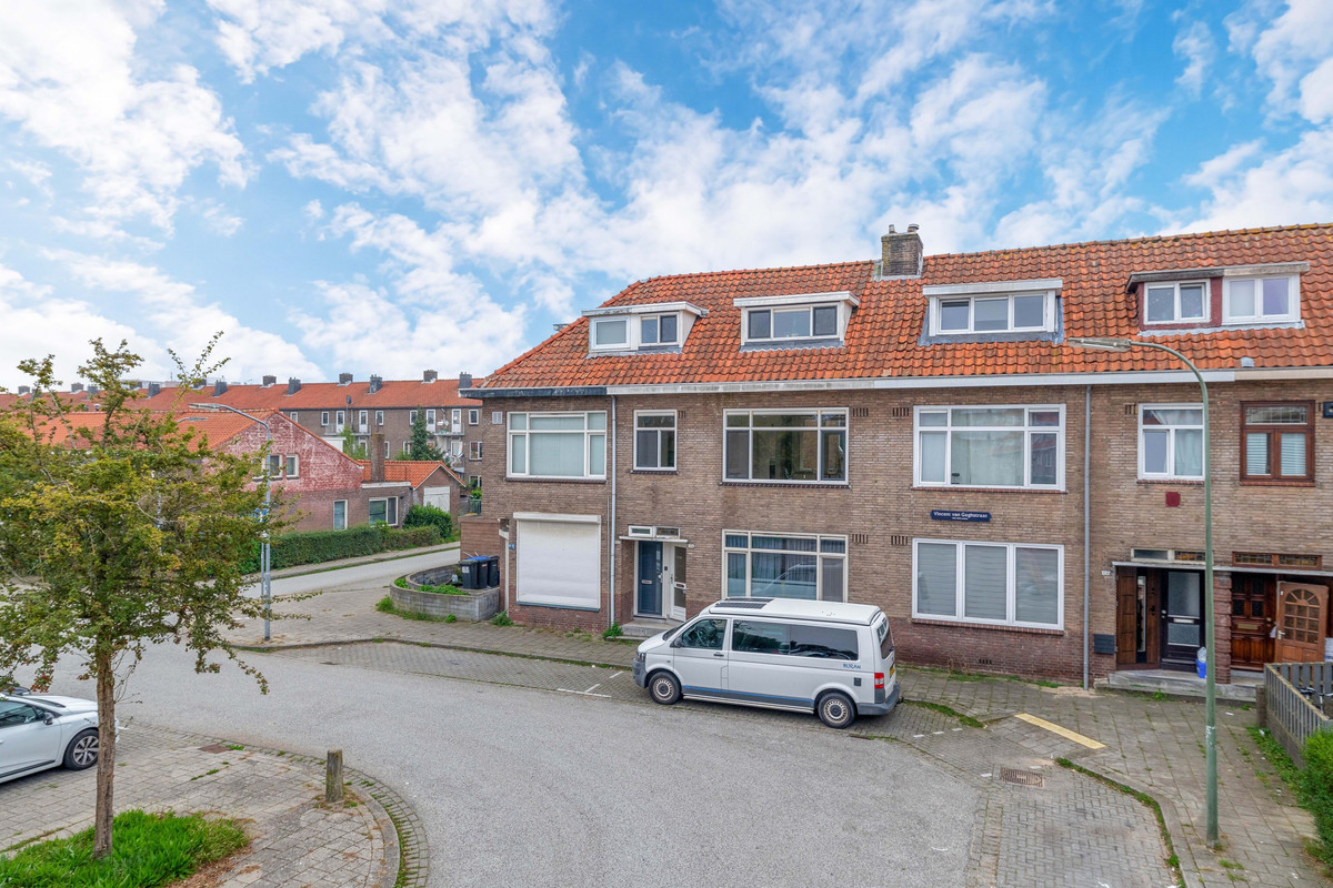Appartement te koop: Vincent van Goghstraat 102, Dordrecht