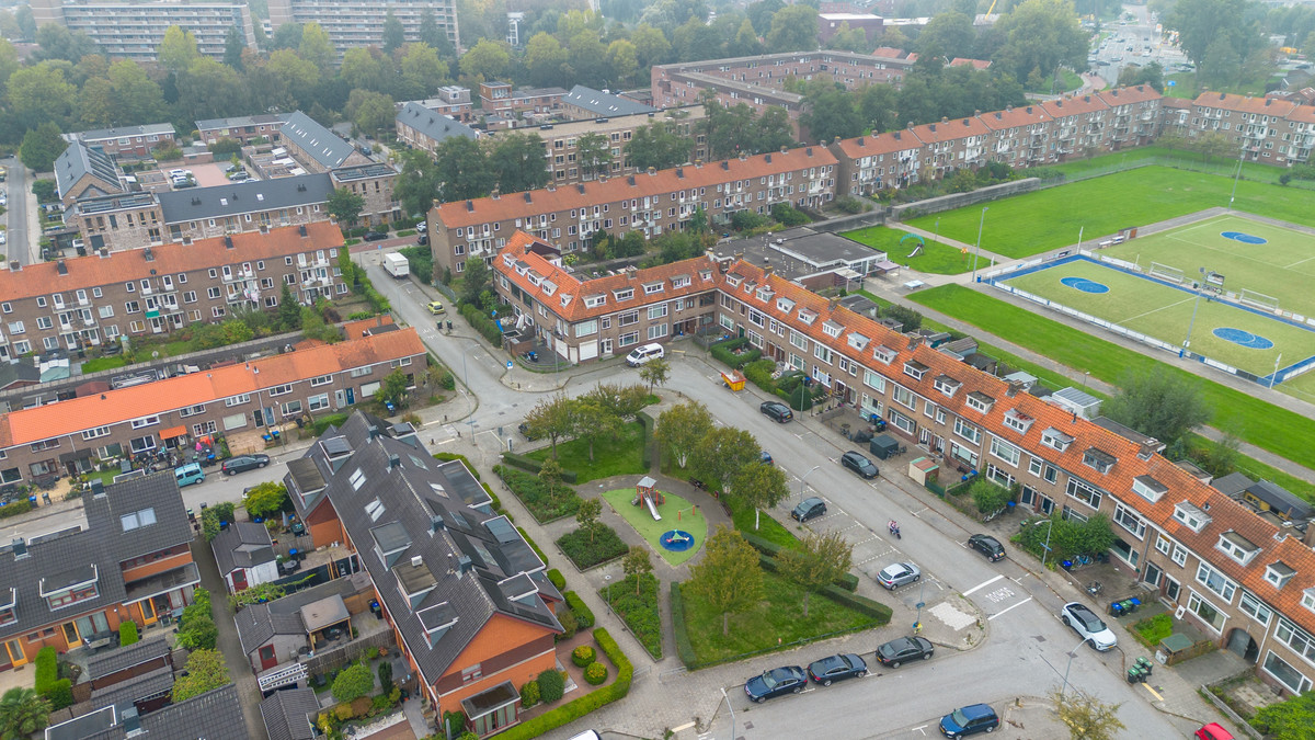 Appartement te koop: Vincent van Goghstraat 102, Dordrecht
