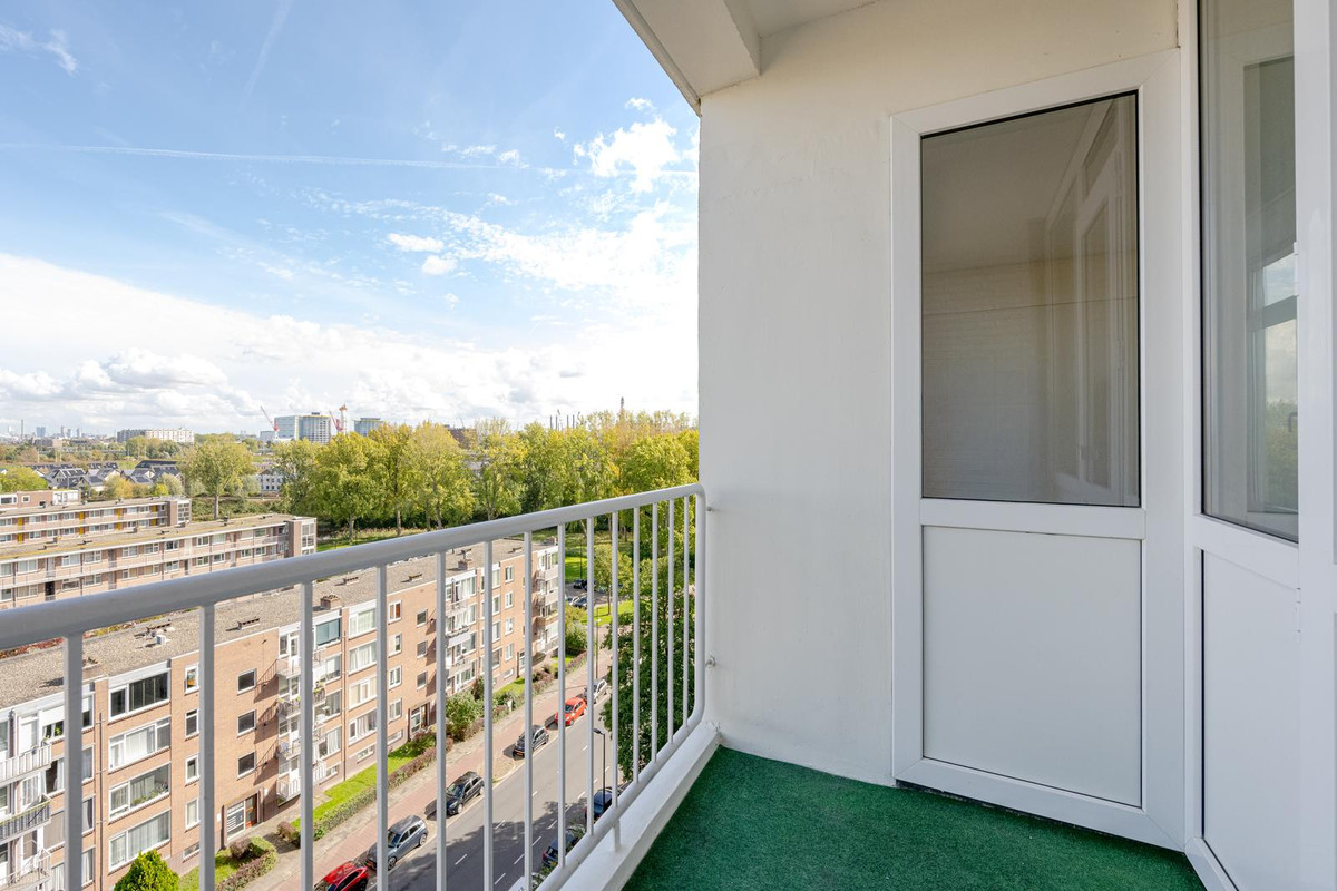 Appartement te koop: van Hogendorplaan 324, Vlaardingen