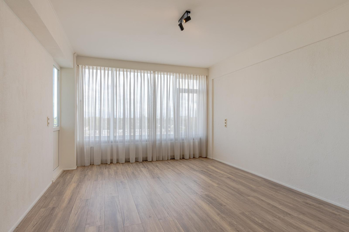 Appartement te koop: van Hogendorplaan 324, Vlaardingen