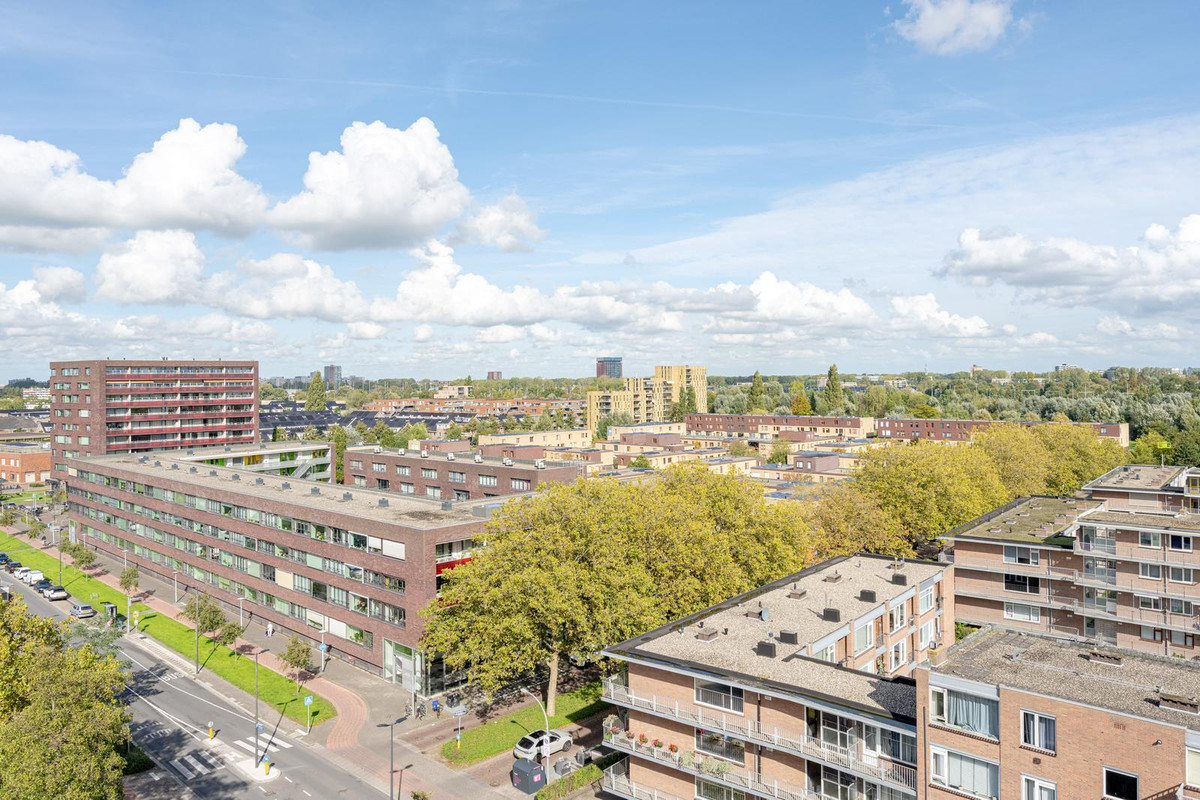 Appartement te koop: van Hogendorplaan 324, Vlaardingen