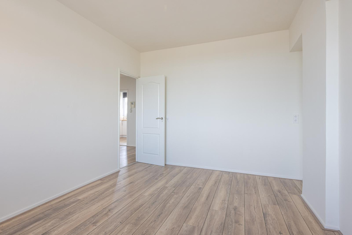Appartement te koop: van Hogendorplaan 324, Vlaardingen