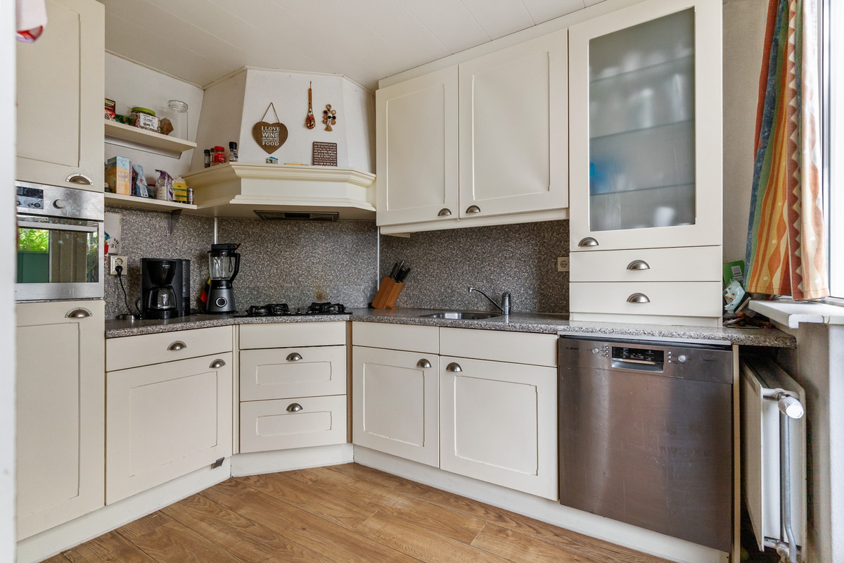 Hoekwoning te koop: Narcisstraat 23, Zwijndrecht